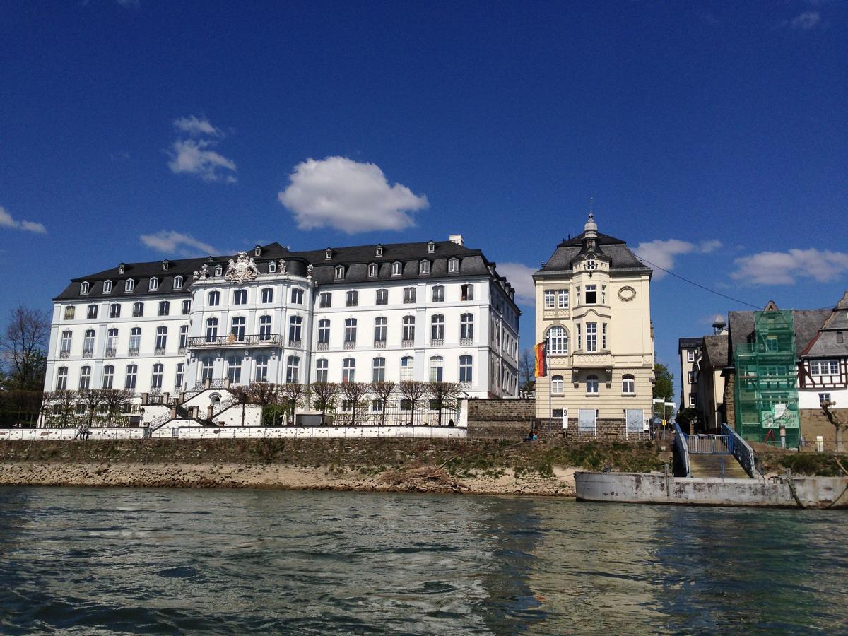 Hotel Zur Schloss-Schenke 노이비트 외부 사진